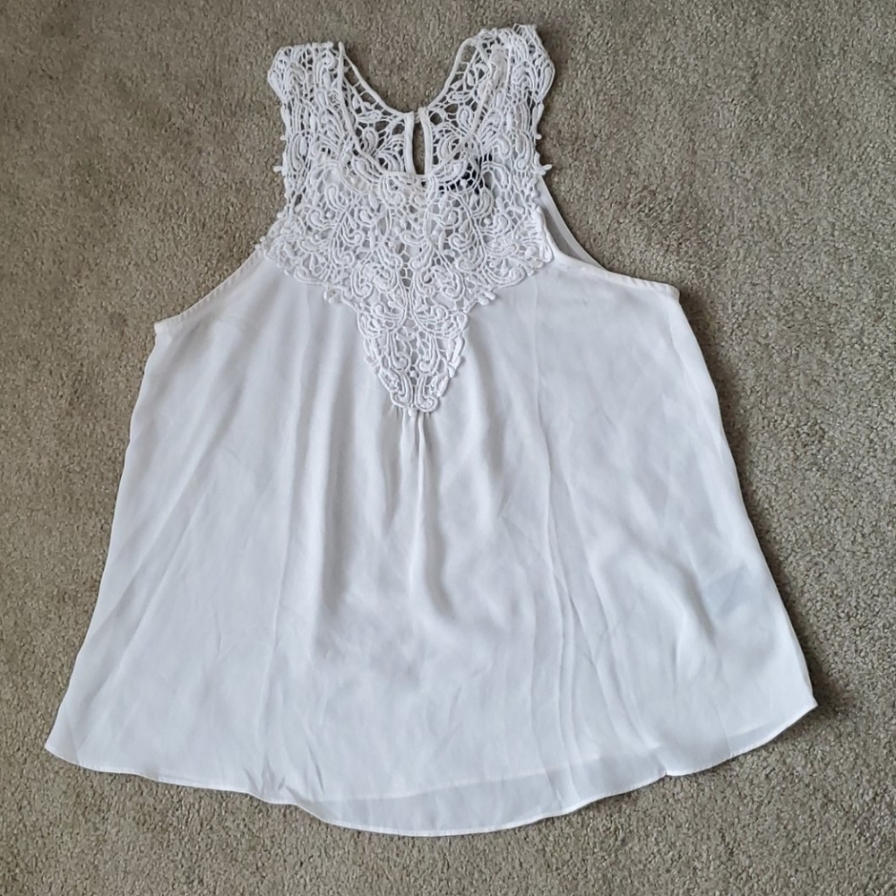 Womens top. Size M